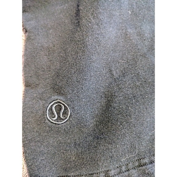 Lululemon Athletica Cotton Relaxed Fit Capri Shorts Black Sz. 6 - Picture 4 of 7